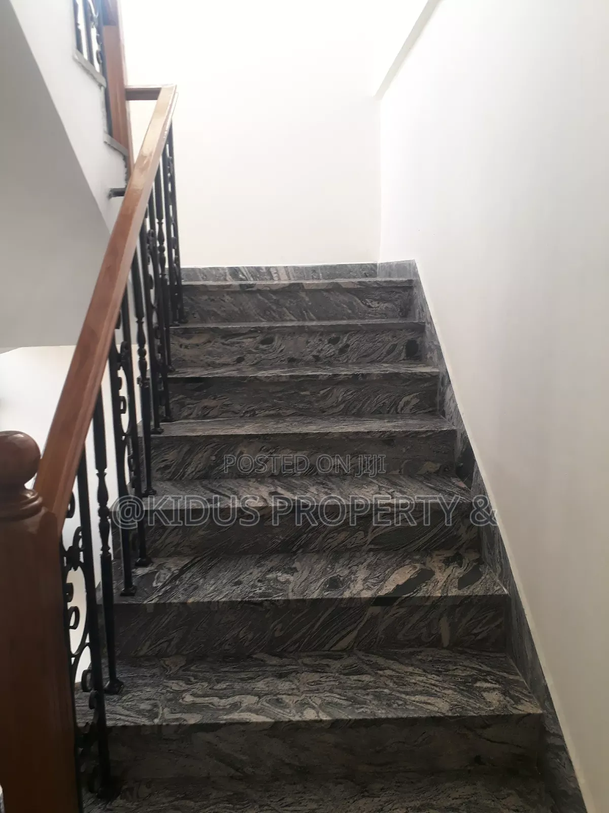 3bdrm Apartment in Lafto for rent