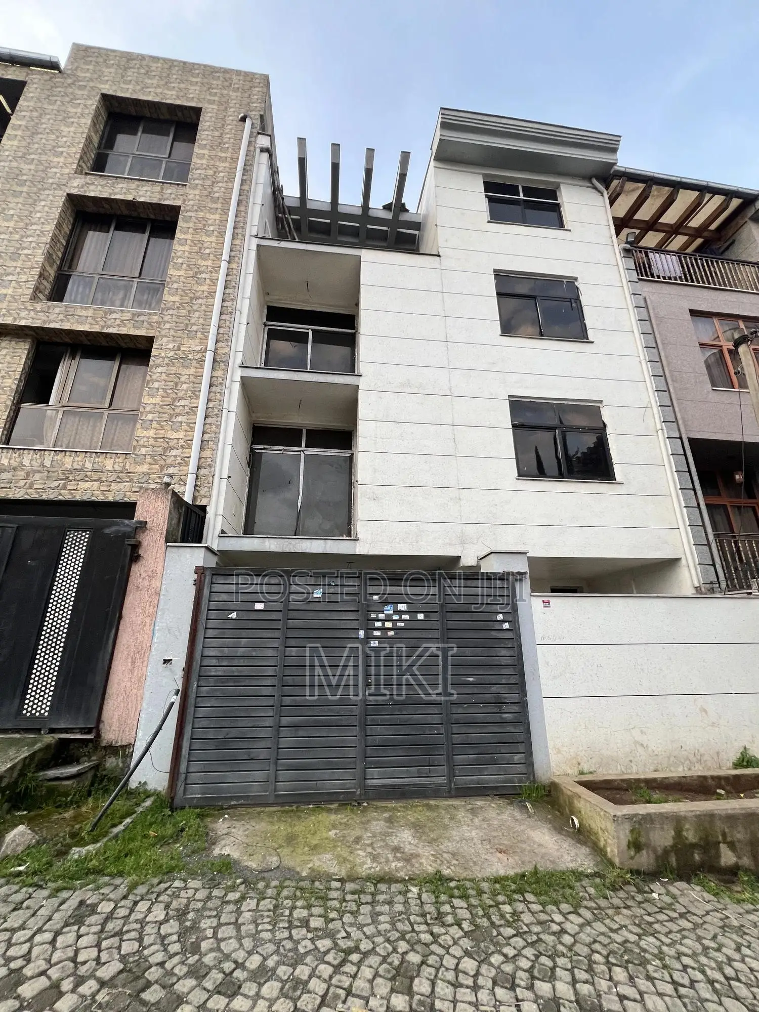 Furnished 4bdrm Townhouse/Terrace in Haile Garment, Nifas Silk-Lafto