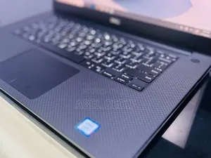 New Laptop Dell XPS 15 32GB Intel Core I7 SSD 512GB