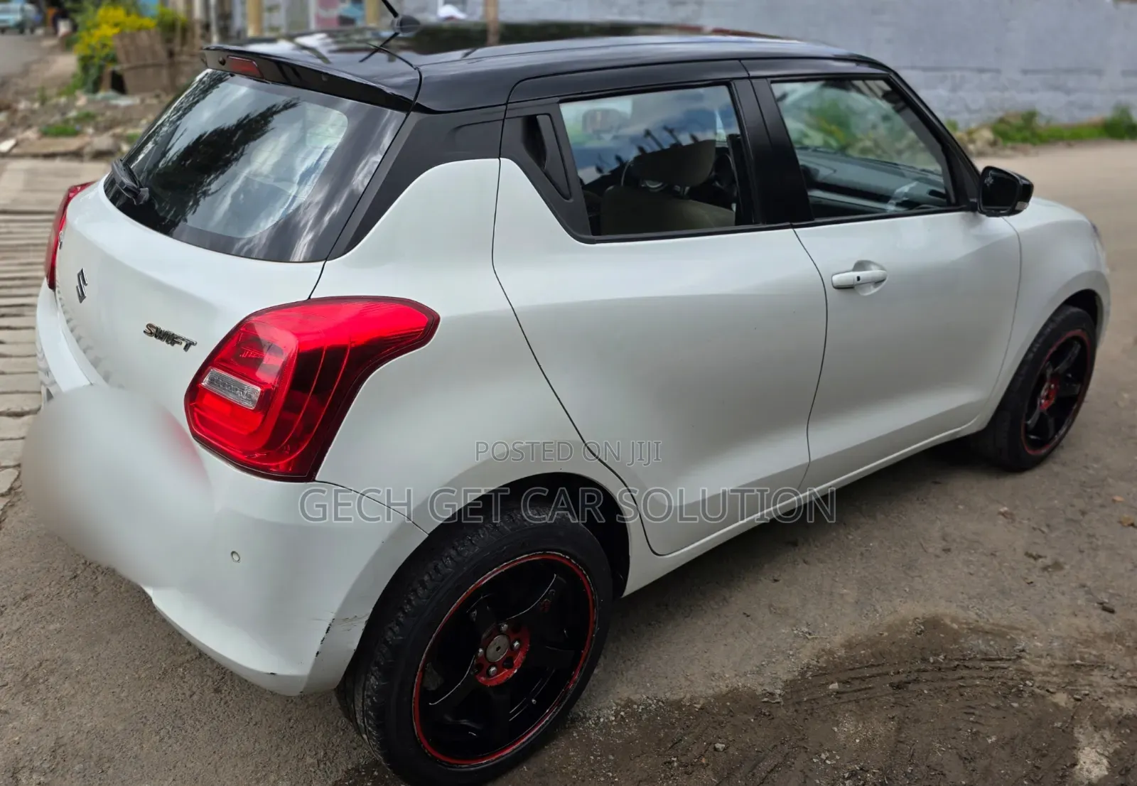 Suzuki Swift 2022 White