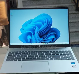 New Laptop HP Pavilion 15z 16GB Intel Core Ultra 5 SSD 512GB