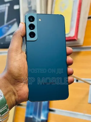 Photo - Samsung Galaxy S22+ 5G 128 GB Blue