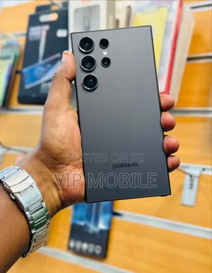 Photo - Samsung Galaxy S24 Ultra 512 GB Gray