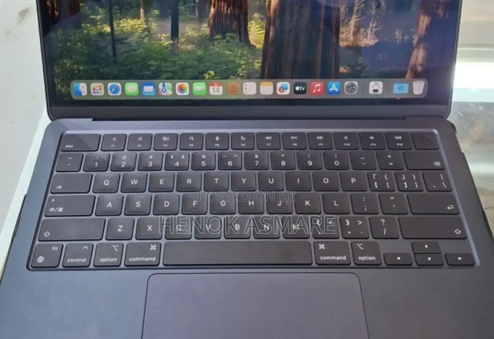 New Laptop Apple MacBook Air 2022 M2 8GB SSD 256GB