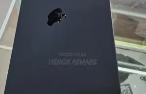 New Laptop Apple MacBook Air 2022 M2 8GB SSD 256GB