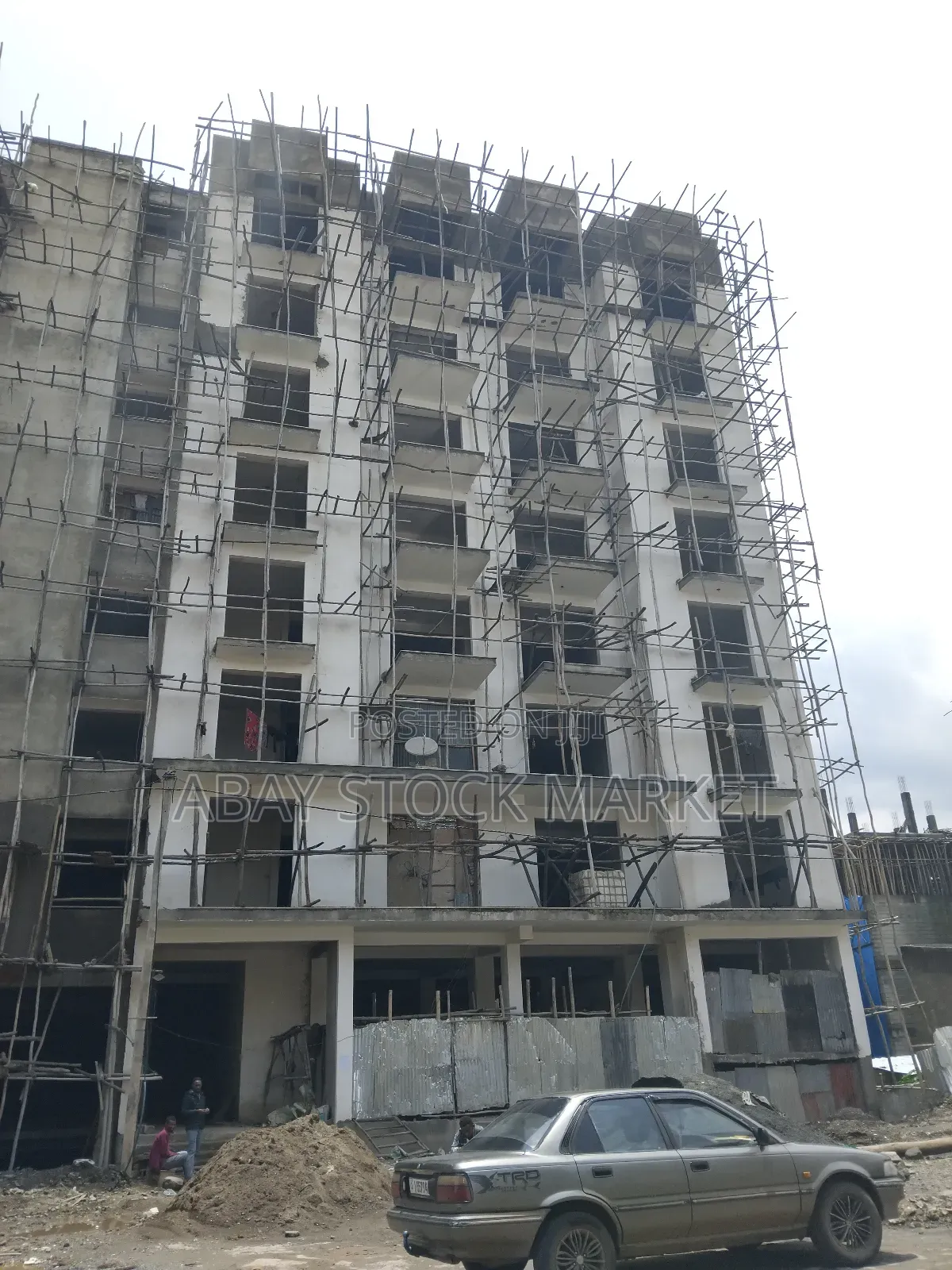 3bdrm Apartment in Yeka for sale