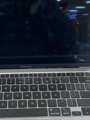 New Laptop Apple MacBook Pro M1 8GB Intel Core I5 SSD 256GB