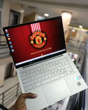 Photo - New Laptop HP Pavilion 15 16GB Intel Core I5 SSD 512GB