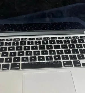 New Laptop Apple MacBook 2015 8GB Intel Core I5 SSD 256GB