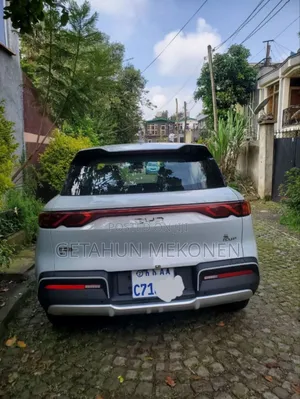 BYD Yuan Up 2025 Silver