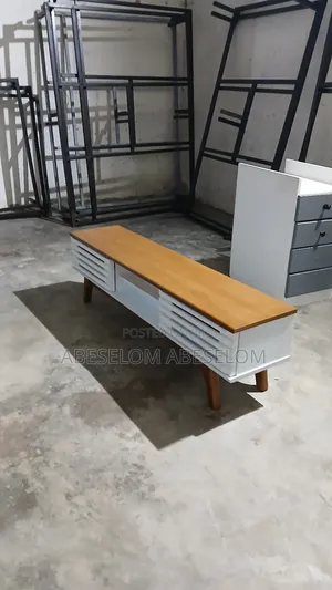 1,50 Cm ቲቪ እስታንድ