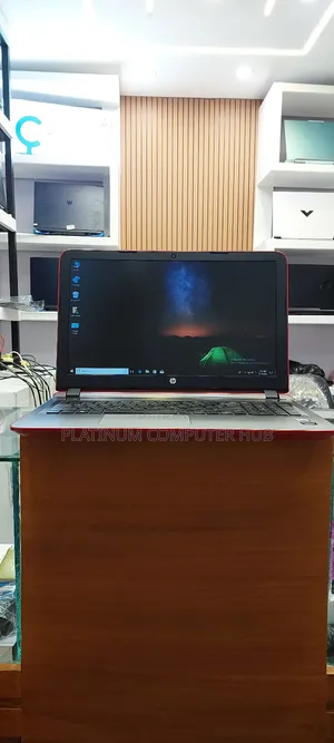 New Laptop HP Pavilion X2 10 4GB Intel Core I3 HDD 1T