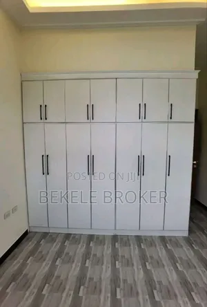 Furnished 5bdrm Villa in ቪለ ቤት, Bole for sale