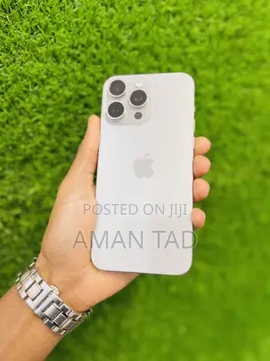 New Apple iPhone 15 Pro Max 256 GB Silver