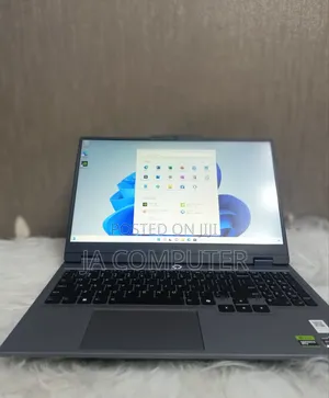 New Laptop Lenovo LOQ 15ARP9 24GB AMD Ryzen 5 SSD 512GB