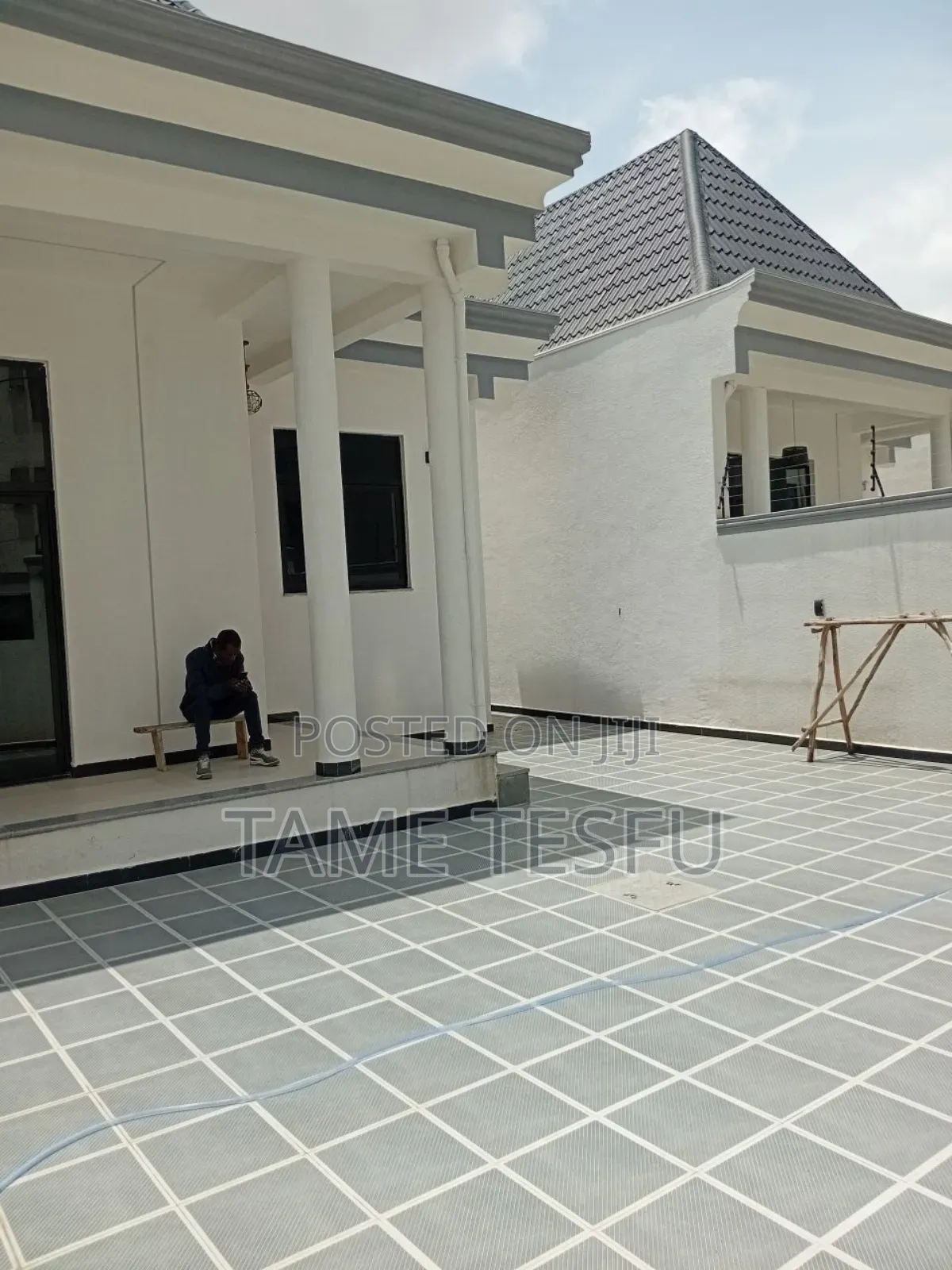 Furnished 4bdrm Villa in Figa, Bole for sale