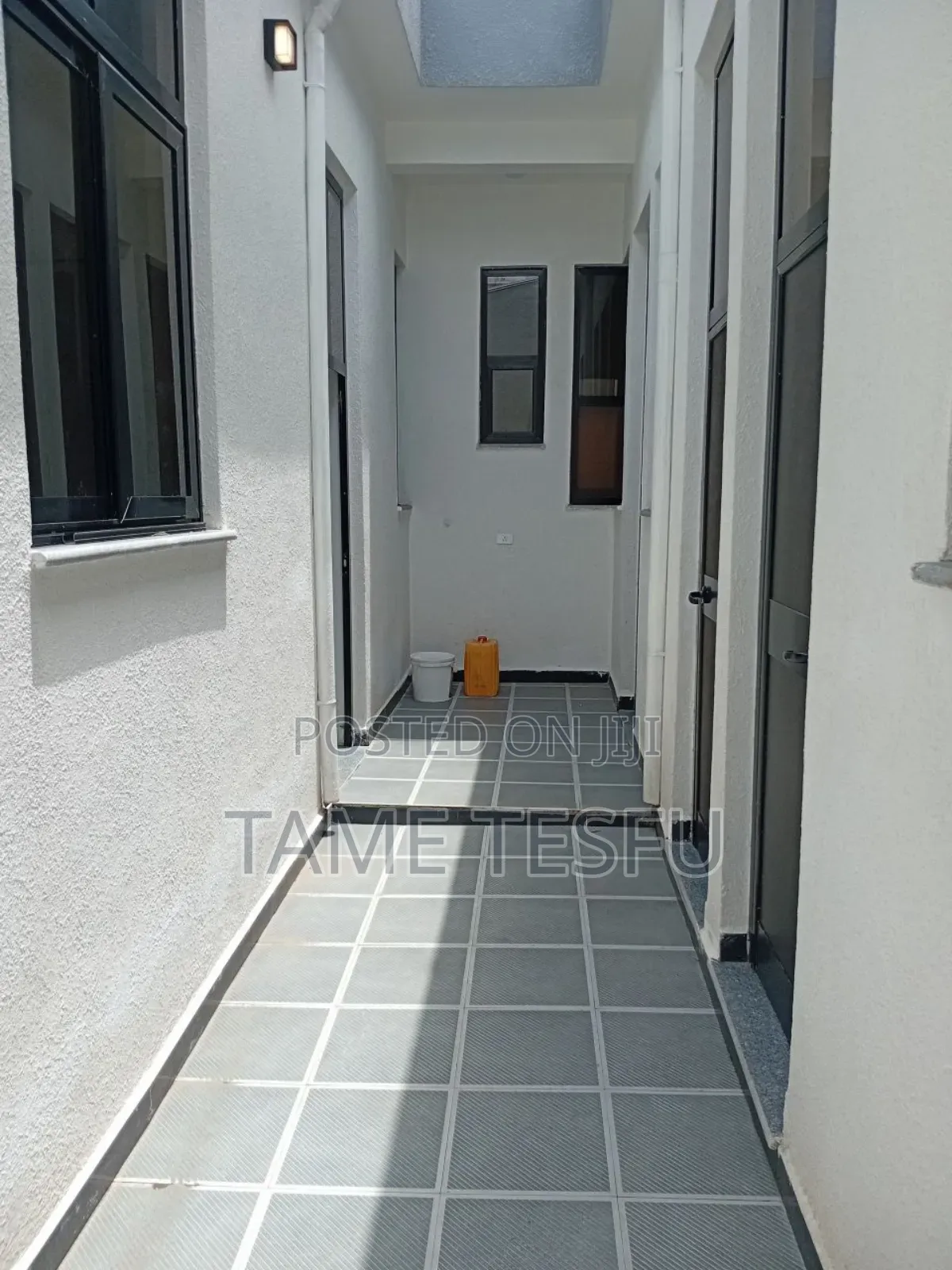 Furnished 4bdrm Villa in Figa, Bole for sale