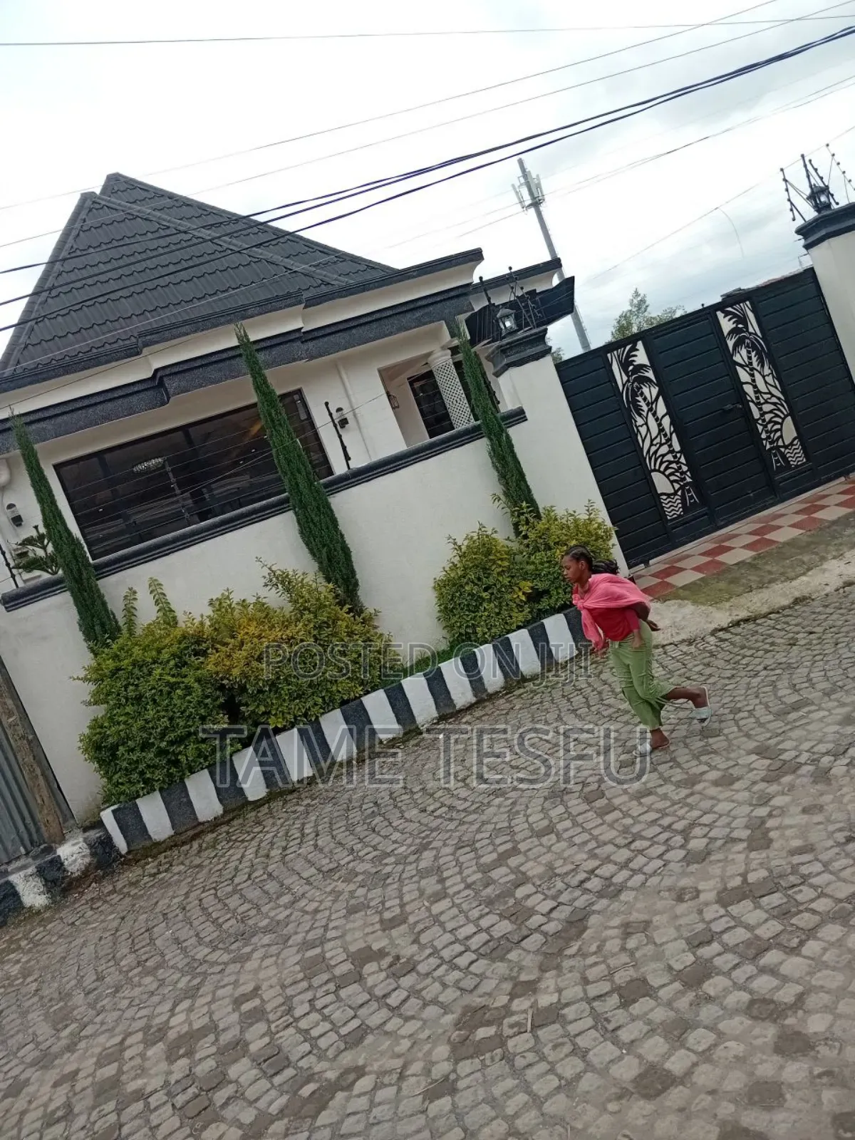 Furnished 3bdrm Villa in Figa, Bole for sale
