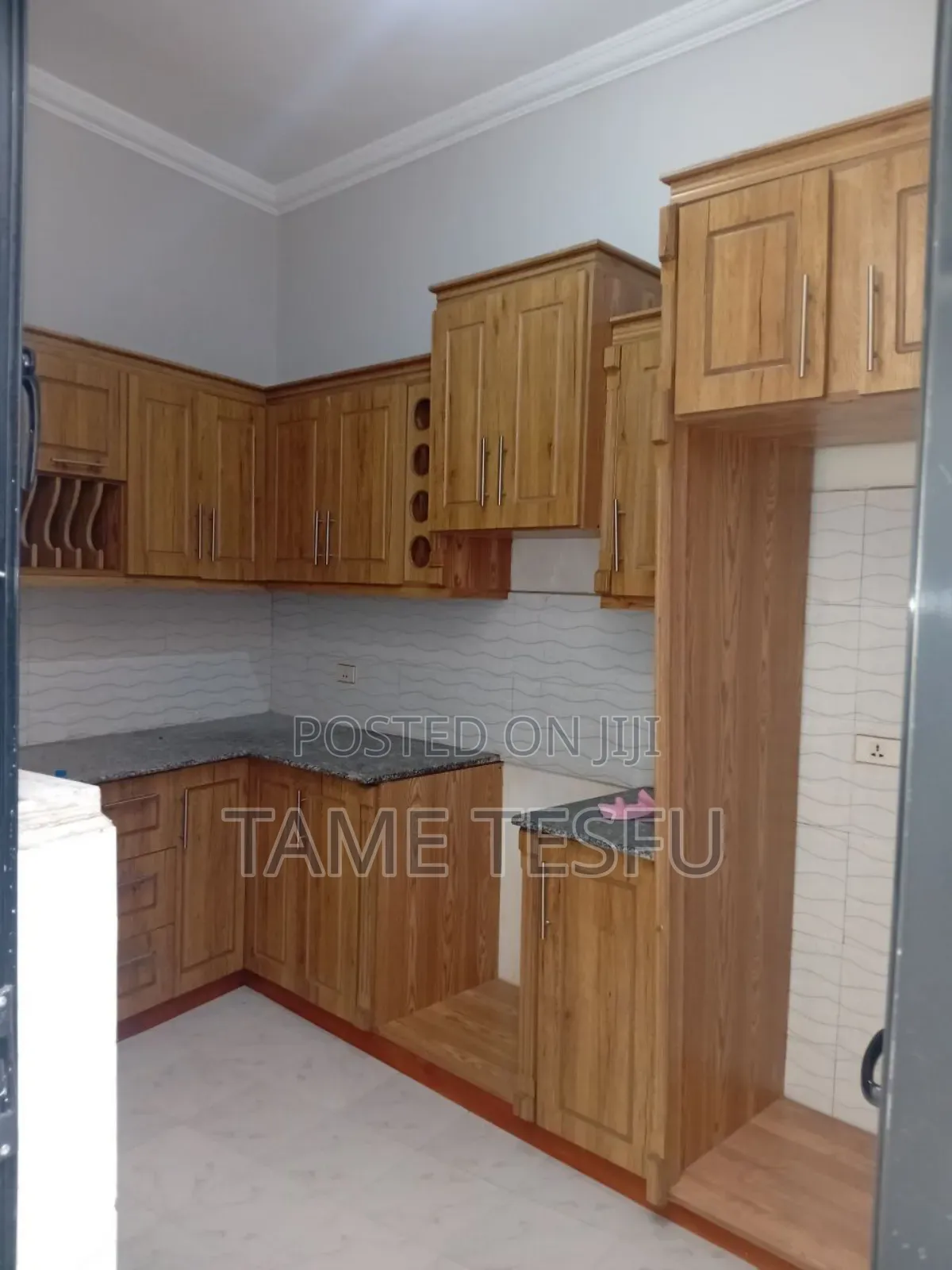 Furnished 3bdrm Villa in Figa, Bole for sale