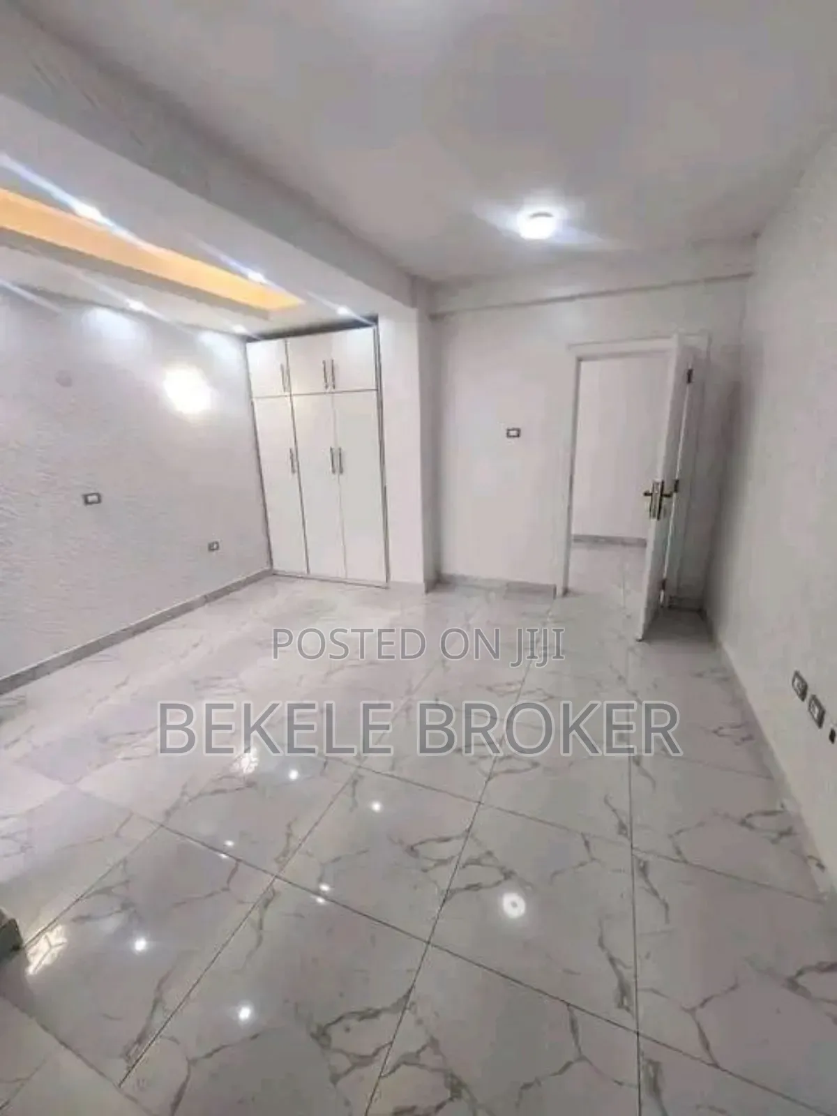 Furnished 4bdrm Apartment in አፓርትመንት, Bole for sale