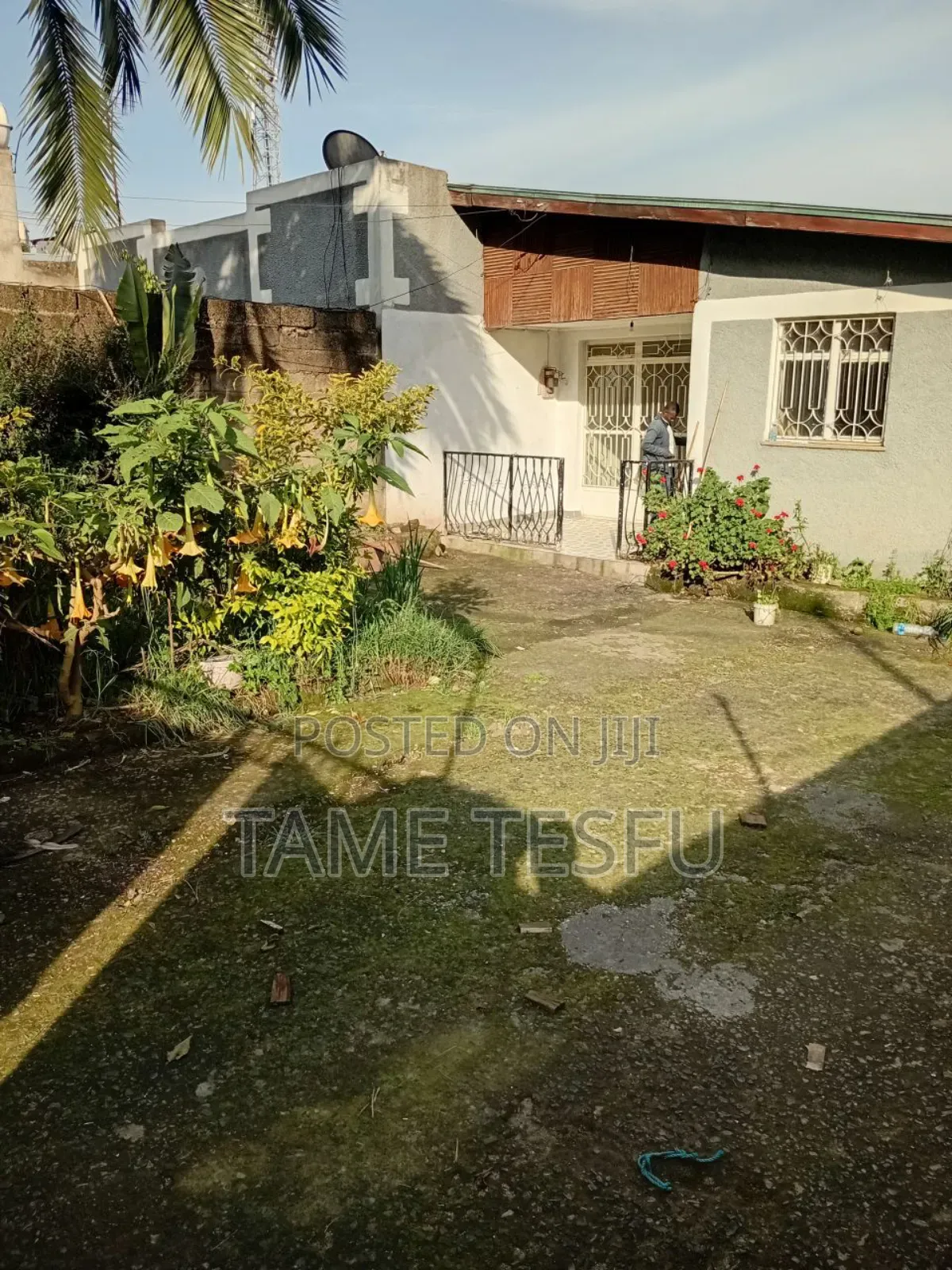 Furnished 3bdrm Villa in 02, Yeka for sale