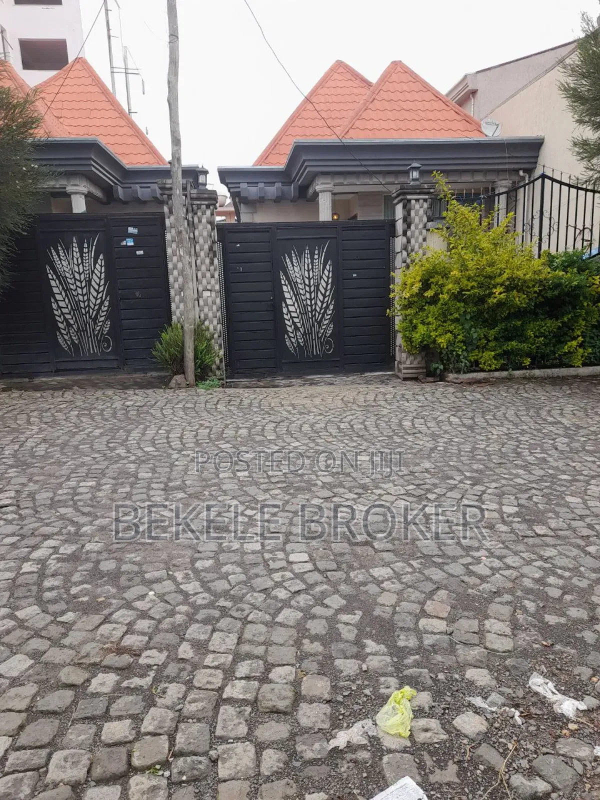 Furnished 5bdrm Villa in ቪለ ቤት, Bole for sale