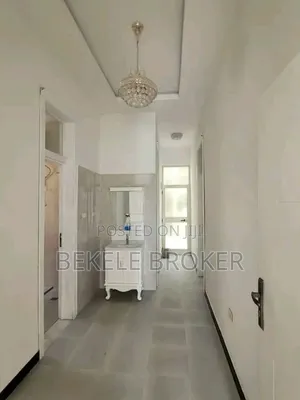 Furnished 5bdrm Villa in ቪለ ቤት, Bole for sale