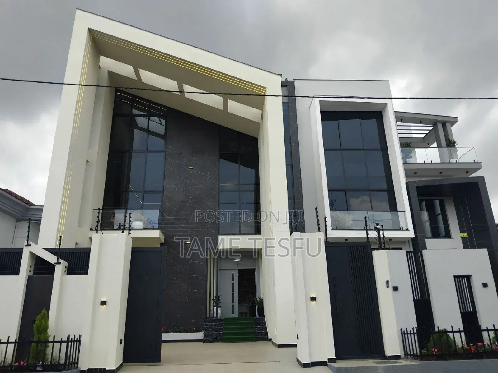 Furnished 9bdrm House in ሀያት, Bole for sale