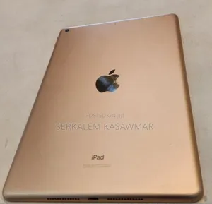 New Apple iPad 10.2 (2021) 128 GB Silver