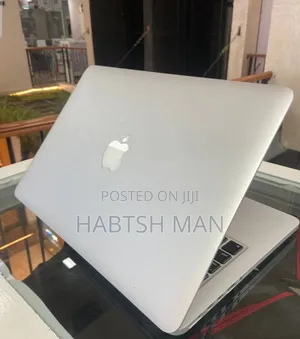 Photo - Laptop Apple MacBook Pro 2015 8GB Intel Core I5 SSD 128GB