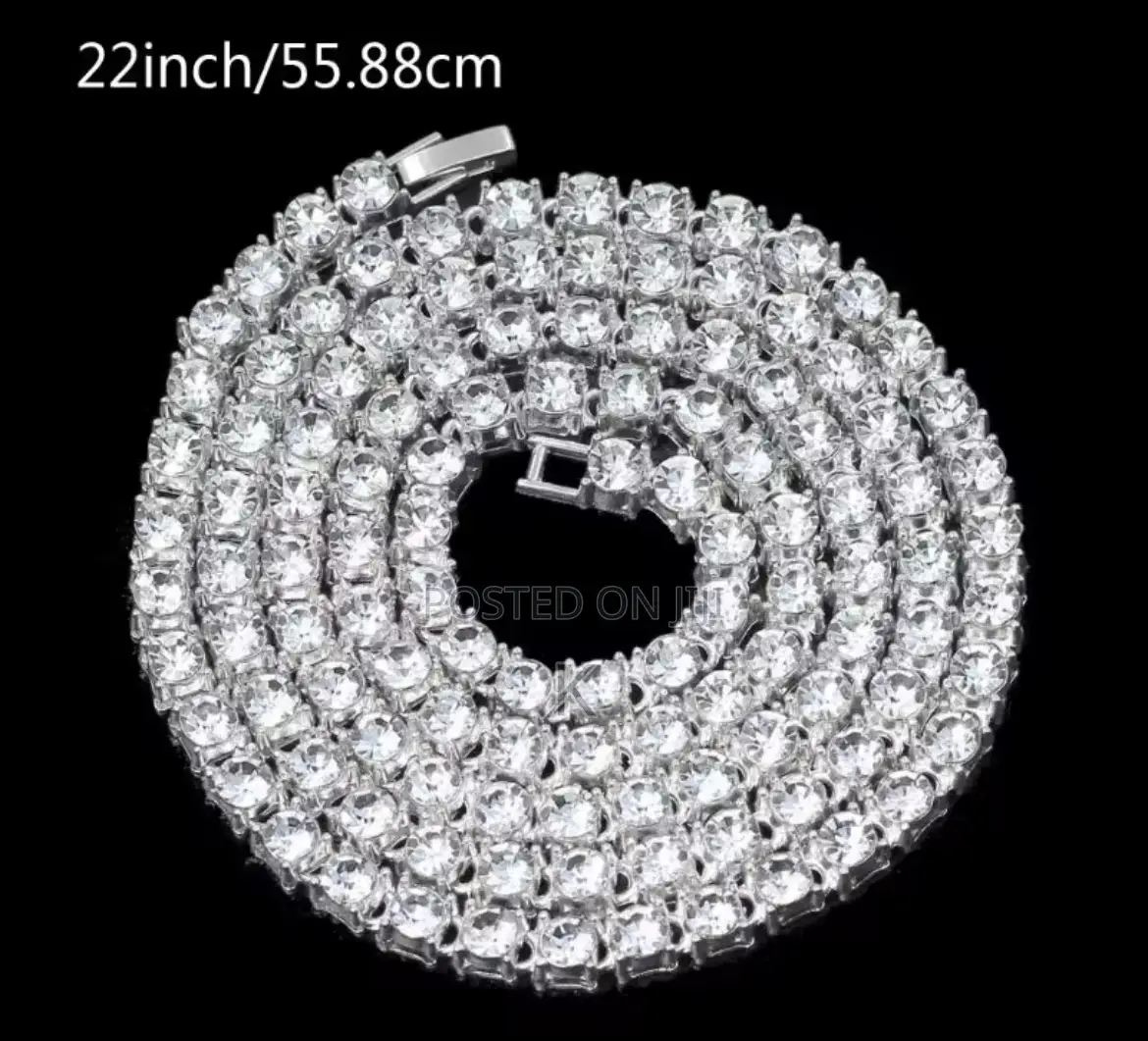 Shiny Crystal Chain Necklace Silver