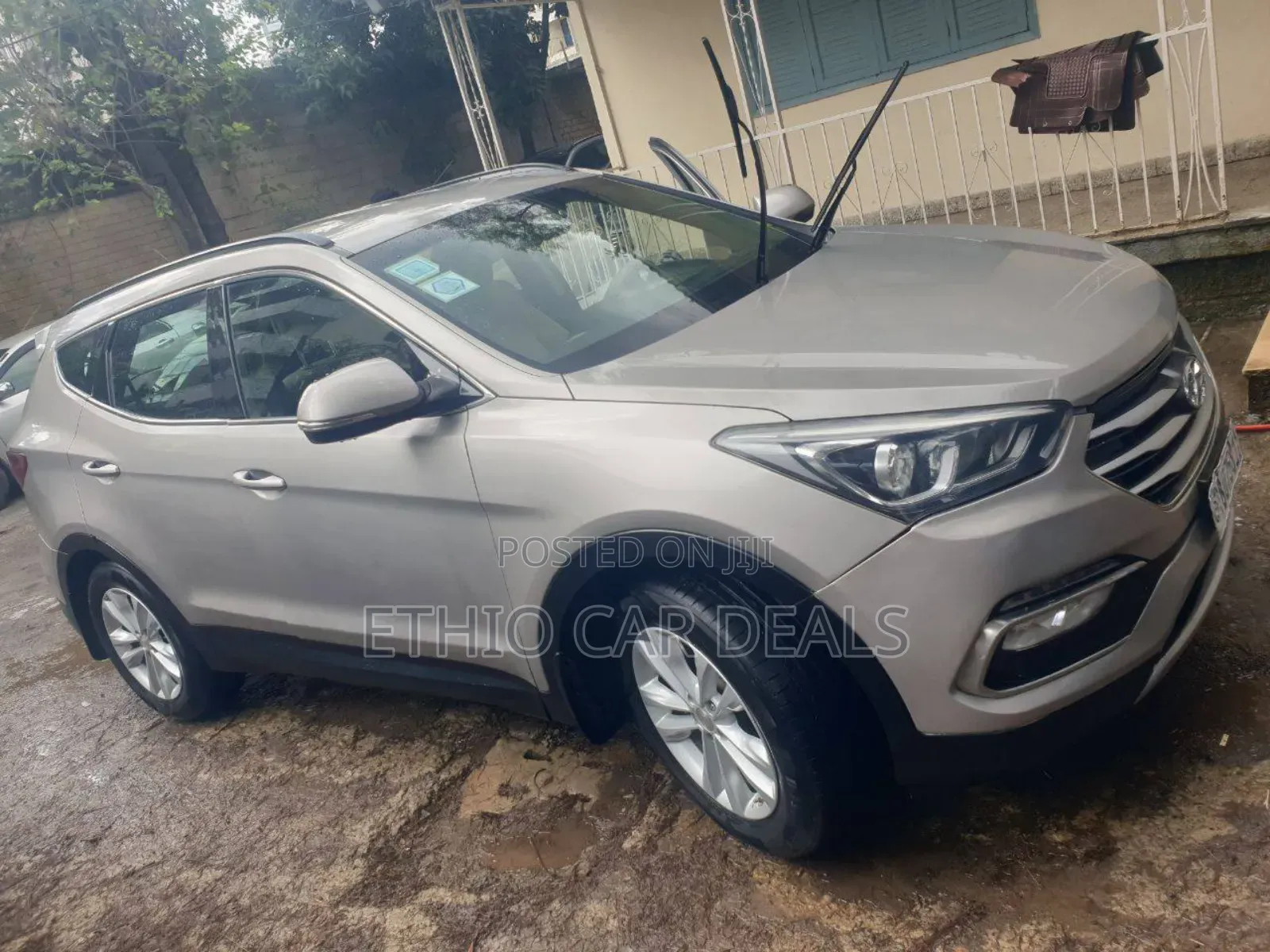 Hyundai Santa Fe 2018 Silver