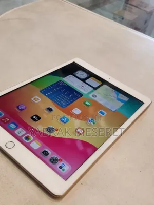 New Apple iPad (2022) 128 GB Silver