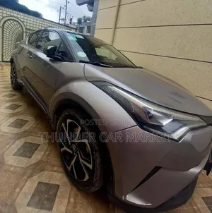 Toyota C-HR 2017 Silver
