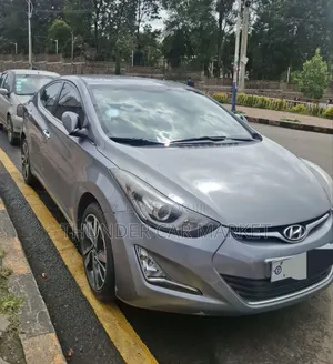 Hyundai Avante 2015 Silver