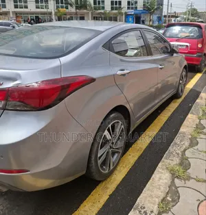 Hyundai Avante 2015 Silver