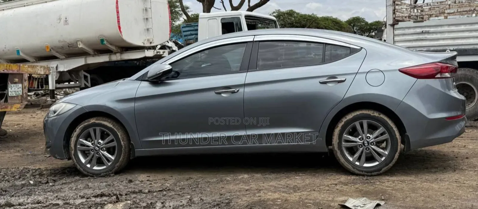 Hyundai Elantra 2017 Silver