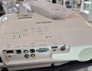 Photo - Epson Projector Model Name: Eb-S31 Has : Bag Remote Hardware In