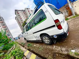 Toyota HiAce 2008 White
