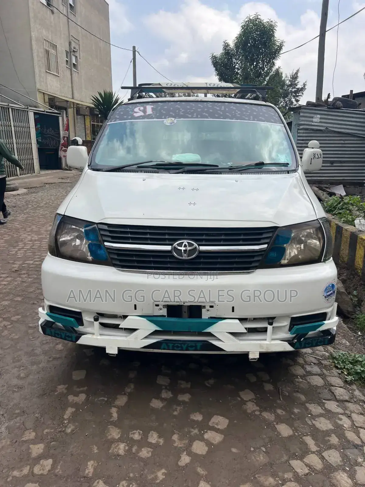 Toyota HiAce 2008 White
