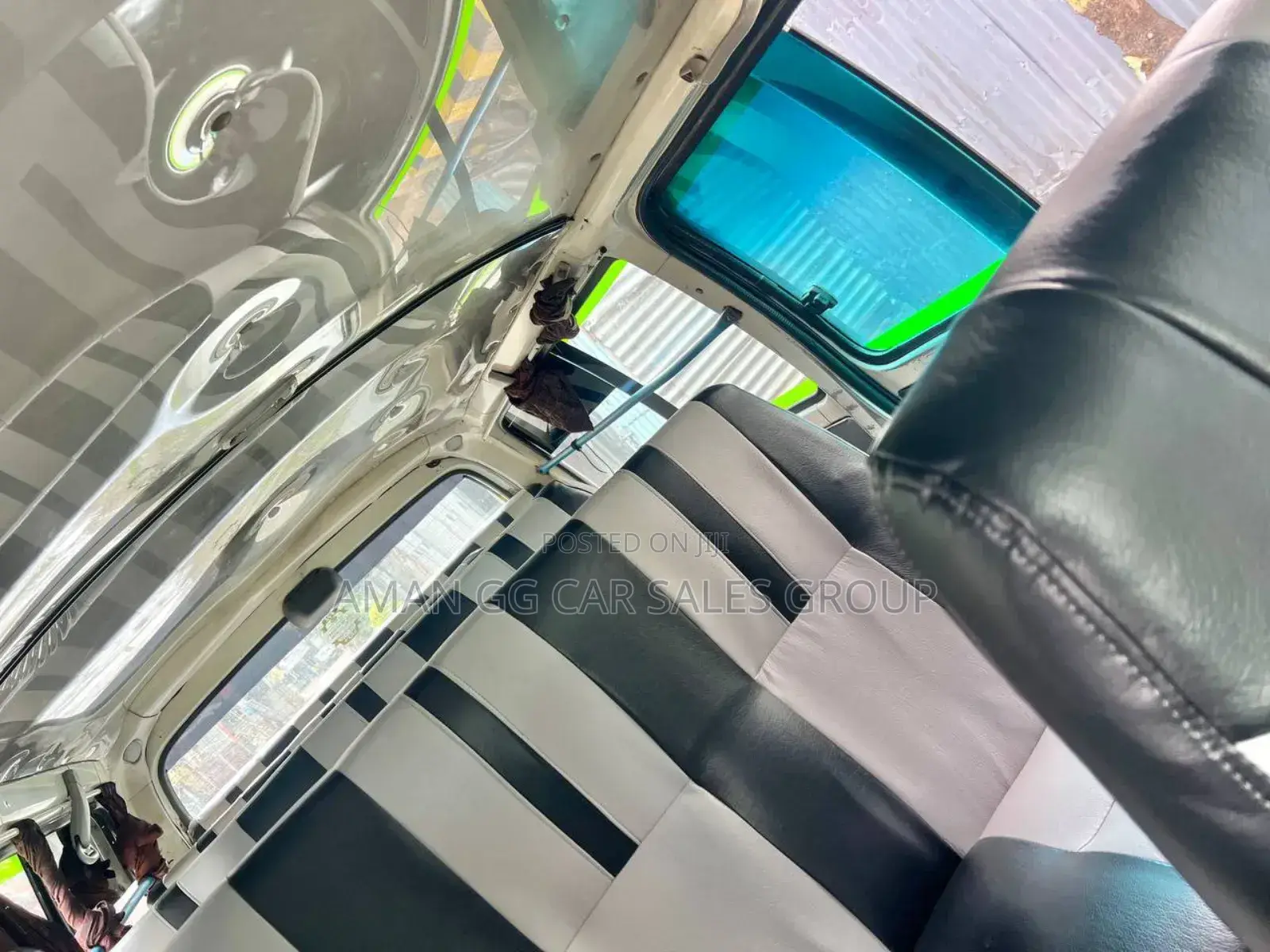 Toyota HiAce 2008 White