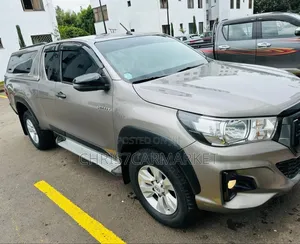 Toyota Hilux 2.4 Diesel 2020 Gold