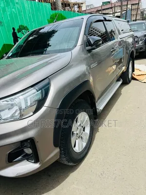 Toyota Hilux 2.4 Diesel 2020 Gold