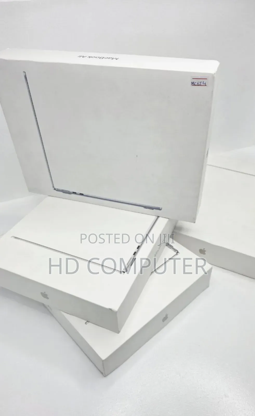 New Apple MacBook Air 2025 M4 13-Inch 16GB Apple M4 Pro SSD 256GB