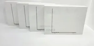 New Apple MacBook Air 2025 M4 13-Inch 16GB Intel Core M SSD 256GB