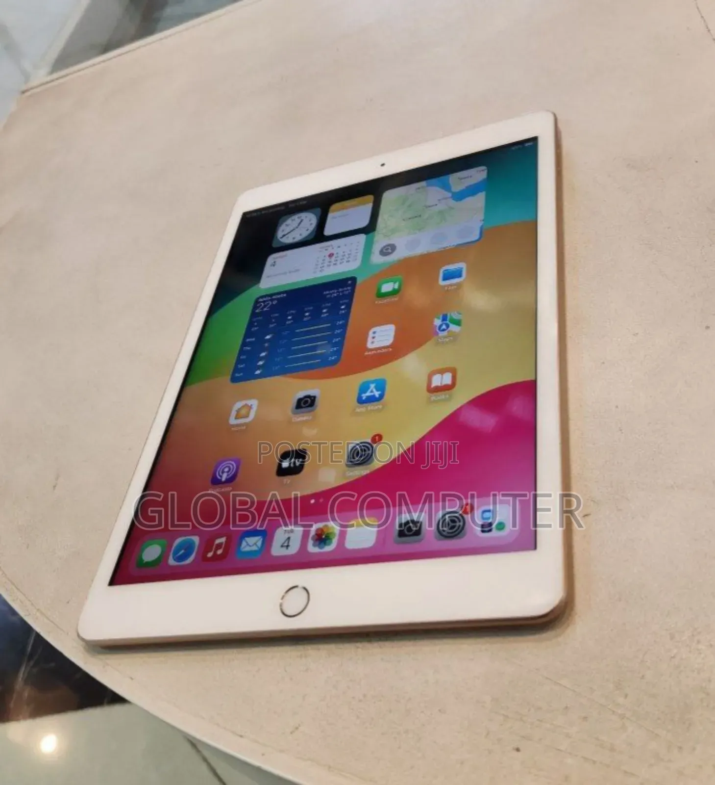 New Apple iPad 10.2 (2019) 128 GB Silver