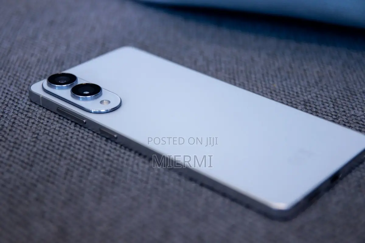 New Samsung Galaxy S25 Edge 256 GB Silver