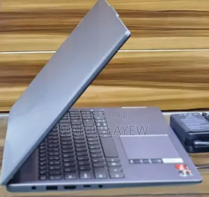 New Laptop Lenovo Ideapad 3 16GB AMD Ryzen 7 SSD 512GB