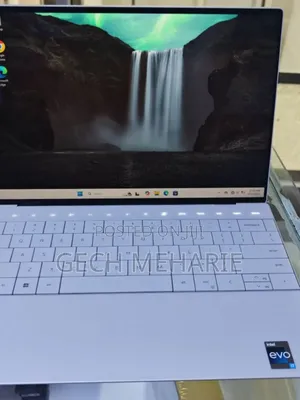 New Laptop Dell XPS 13 16GB Intel Core i7 SSD 512GB