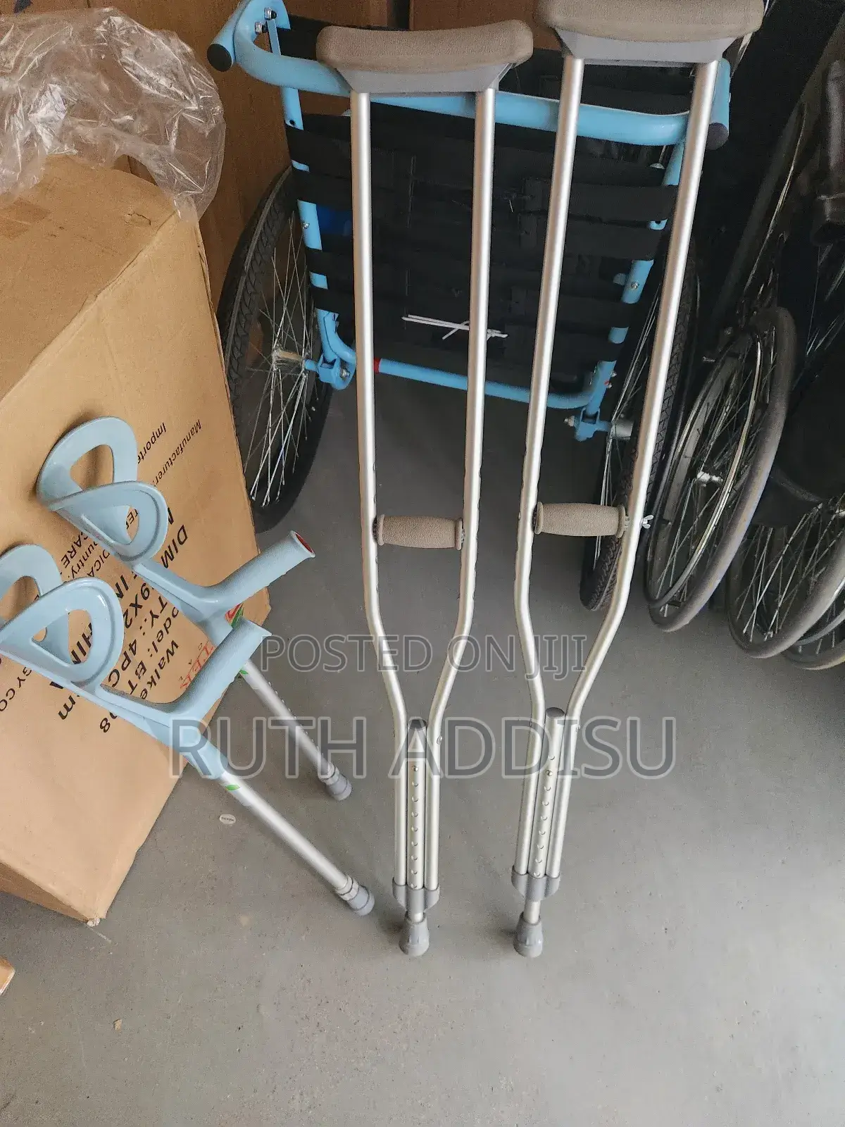 Crutches朱諾bilateral Crutches重要axillary Crutches坂你elbow Crutches New